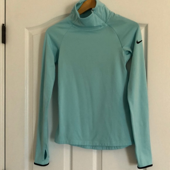 nike pro turtleneck